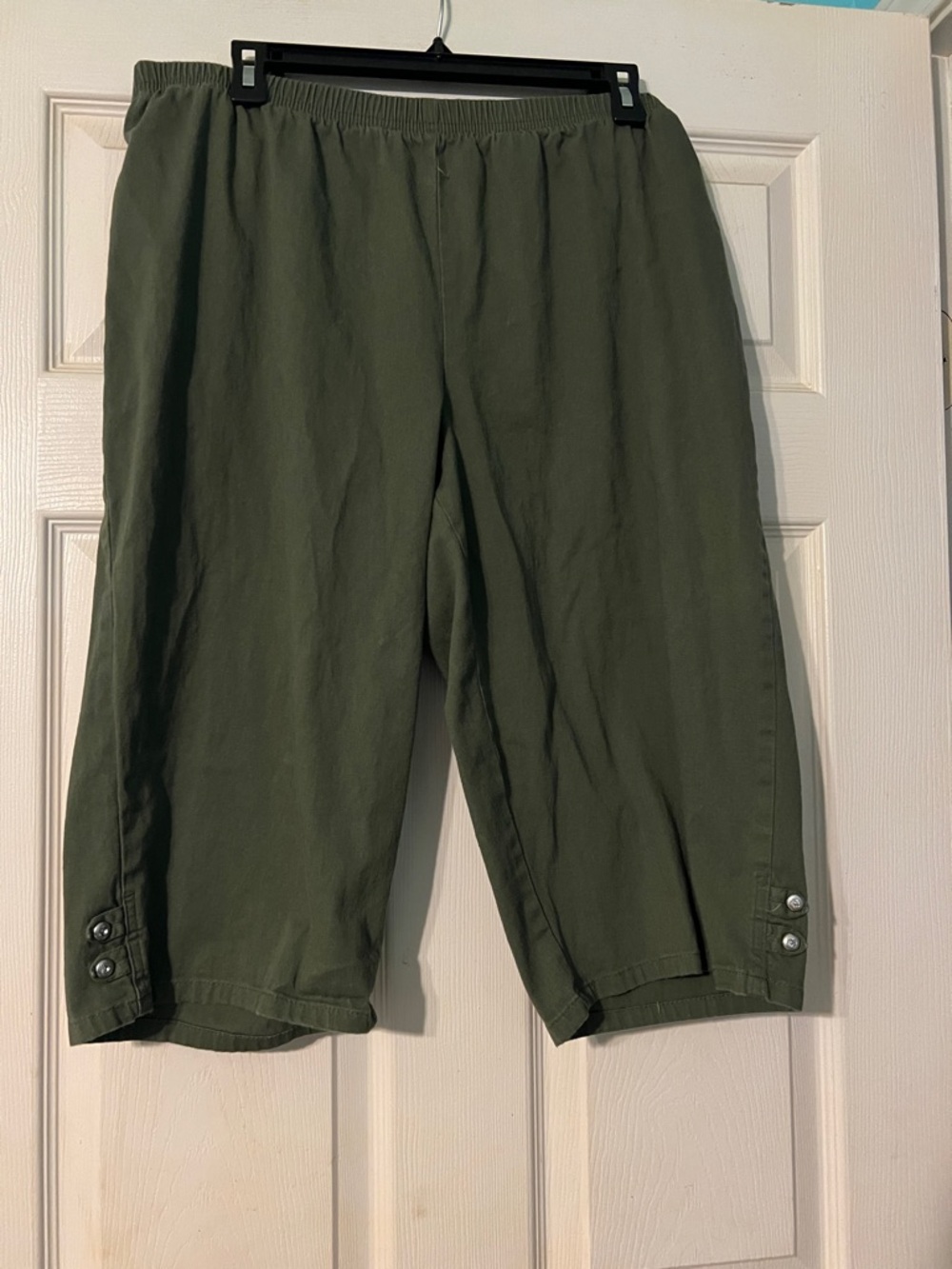 Just my size Olive Green Capri Pants with decorative cuff. Size 2X.